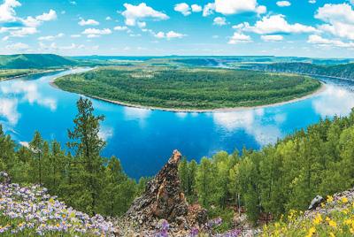 黑龙江，亲爱的听众朋友们，大家好！